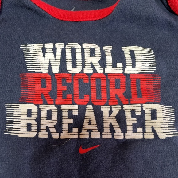 3-6M Nike onesie - Picture 2 of 3